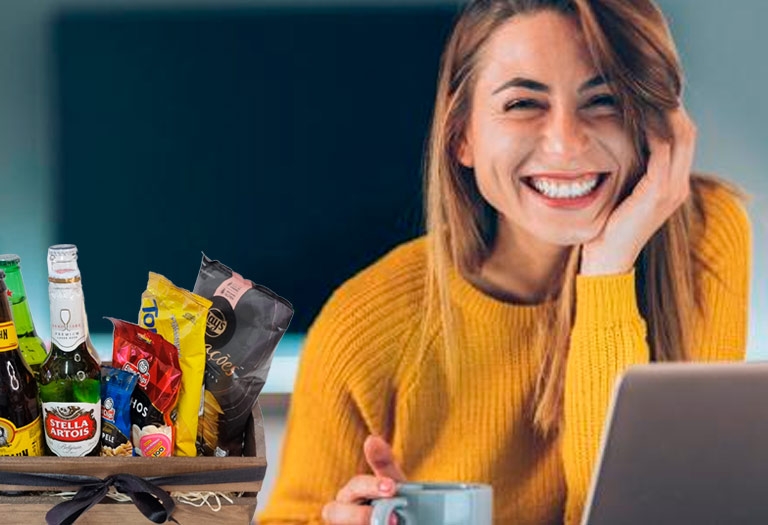 Kit Happy Hour com cervejas Variadas e Salgadinhos Kit Happy Hour com cervejas Variadas e Salgadinhos